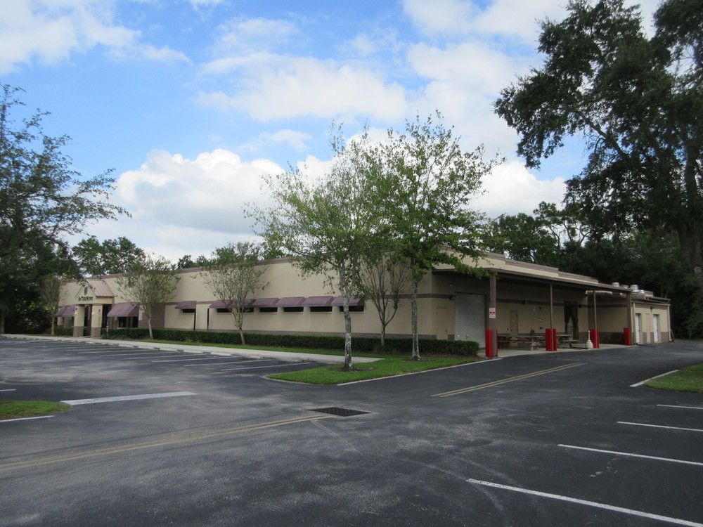 In the News Inc. Industrial Manuf. Flex Building: 8517 Sunstate St, Tampa, FL 33634
